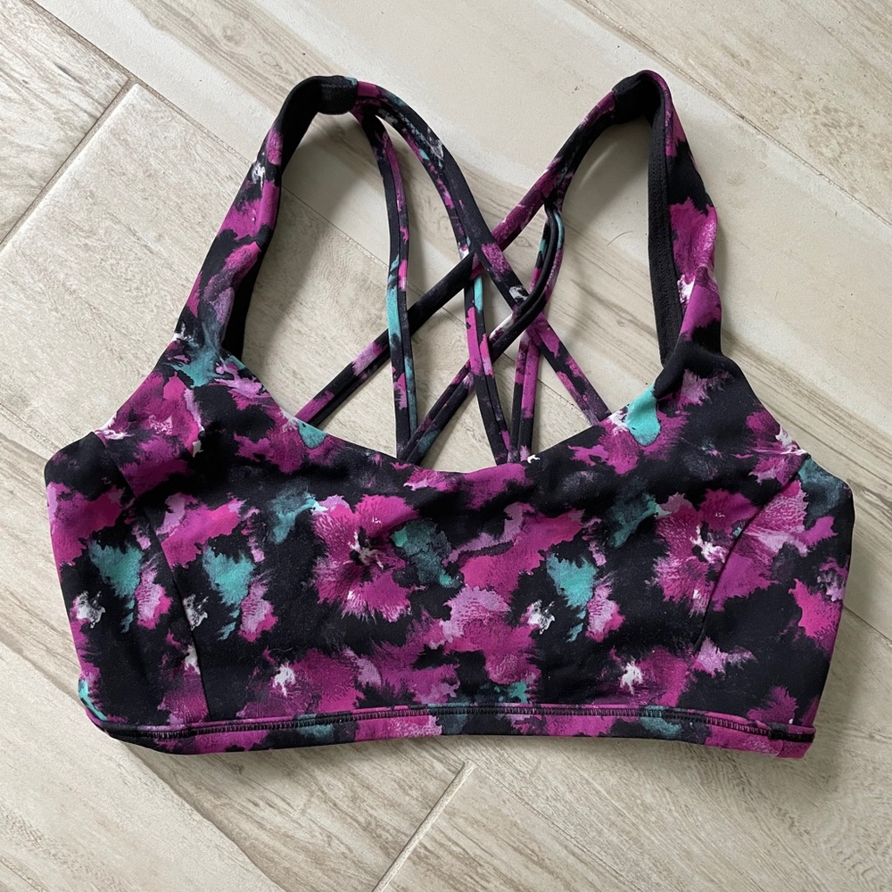 Lululemon Free to Be Serene Size 8